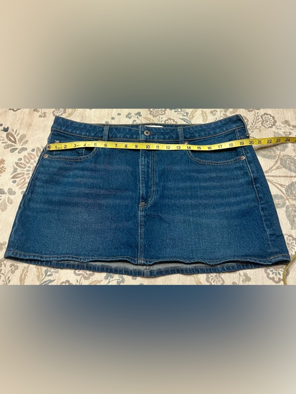 Abercrombie & Fitch Curve Love Mid Rise Denim Mini Skirt Dark Blue Size 32 - Picture 7 of 10